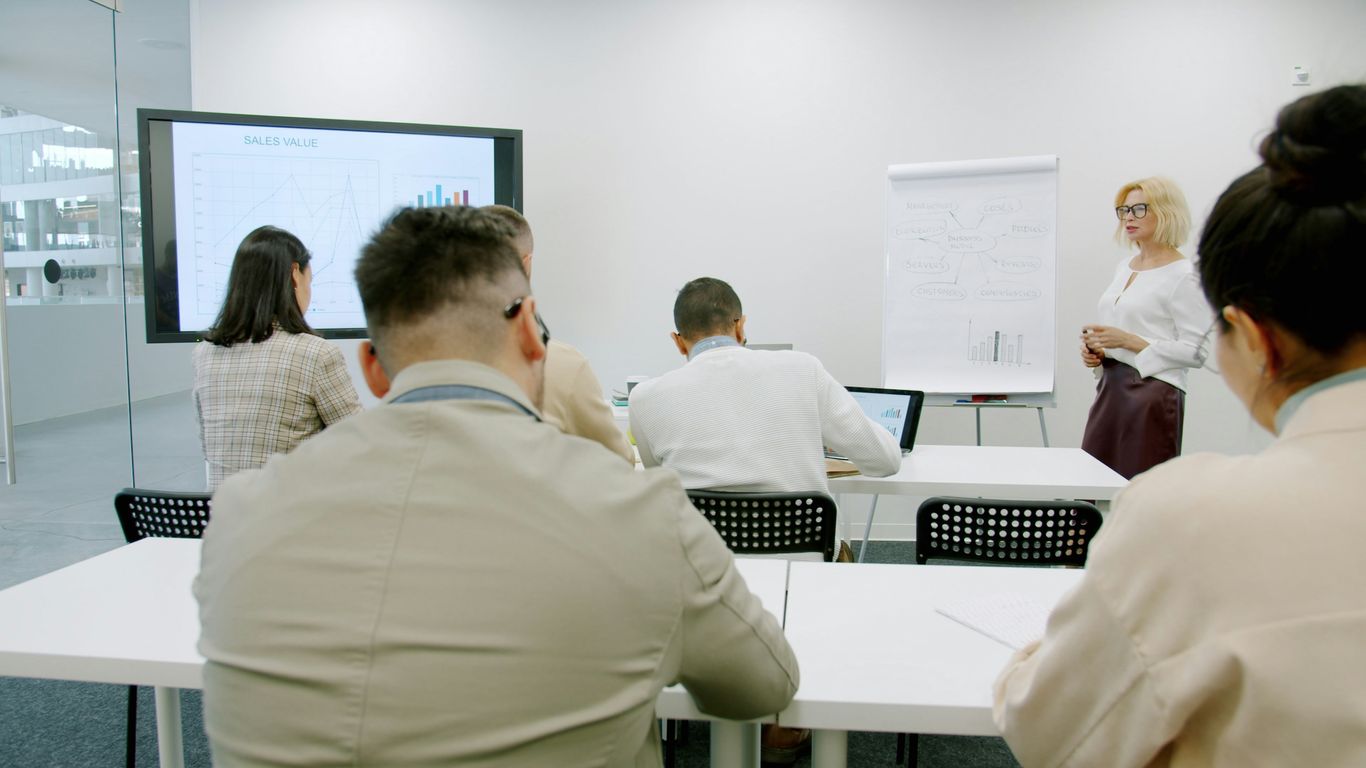 Qualificação Profissional: O diferencial que empresas procuram